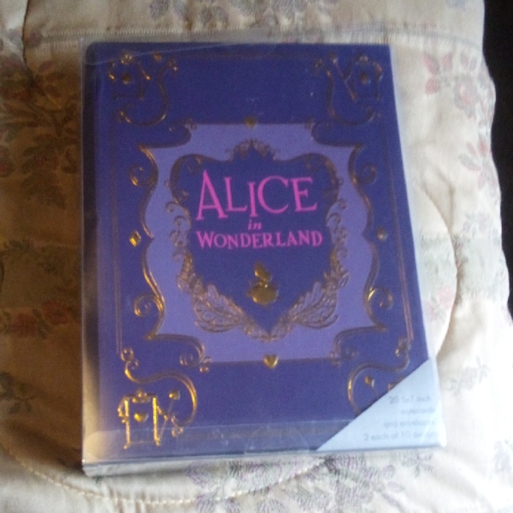 Alive In Wonderland Book Safe With 20 Cards 5 X 7" & Envelopes New Old Stock